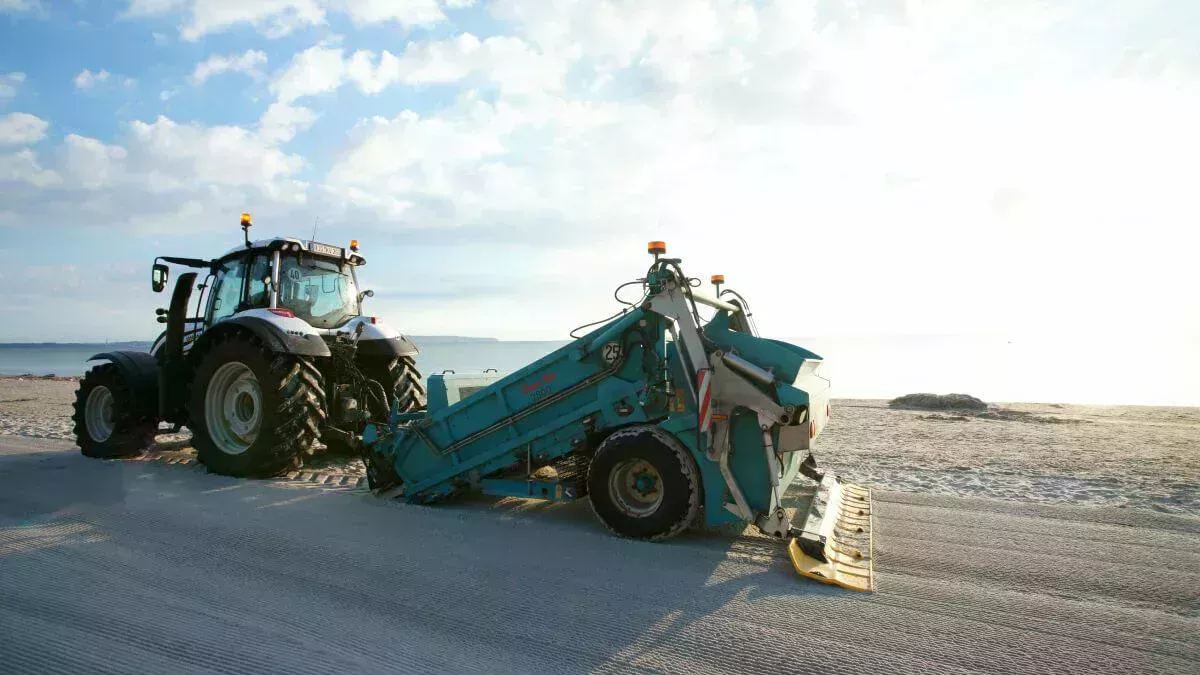 Mechanical beach cleaning on Rügen