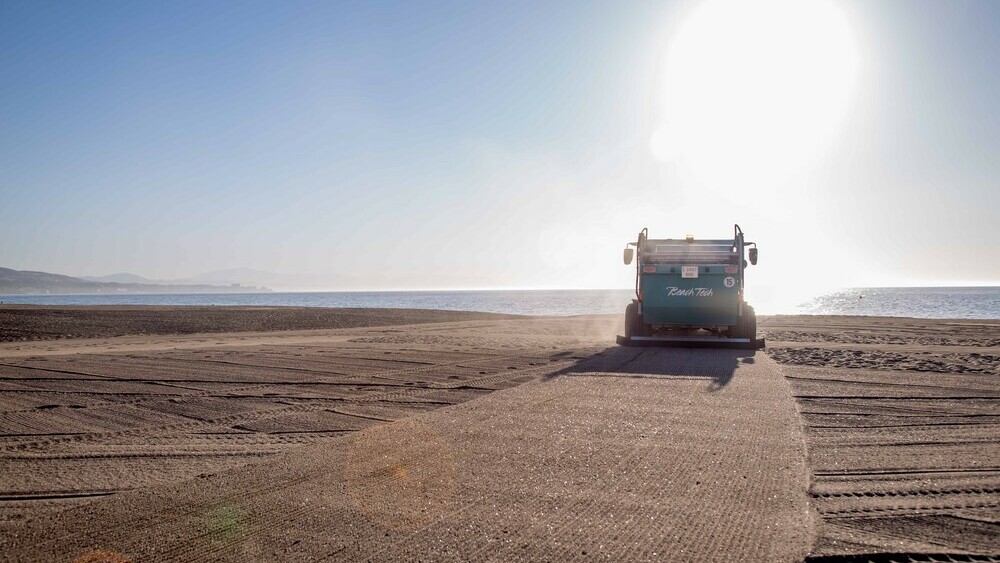 Beach with BeachTech beach cleaner demonstration sand cleaning