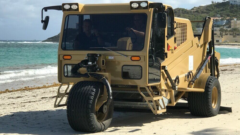 Un nettoyeur de plage pour les Caraïbes